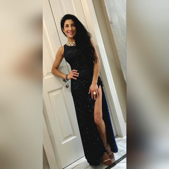 VARIOUS Clothing XS, S, M -  SHOES - Sizes 7, 7.5, 8, JEWELRY, PURSES, DOG items - Picture 8 of 15